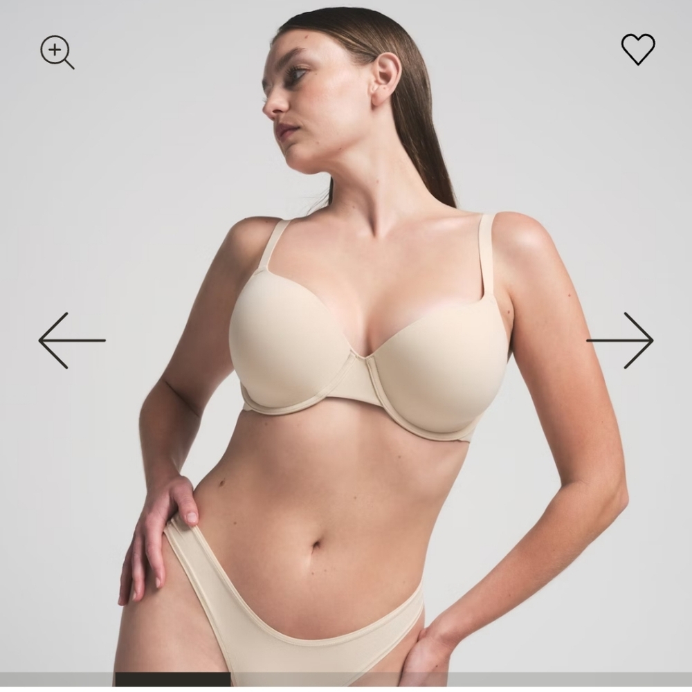 Tshirt Demi Cream Bra